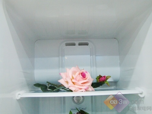 大胆设计 美的欧款凡帝罗对开门冰箱图赏