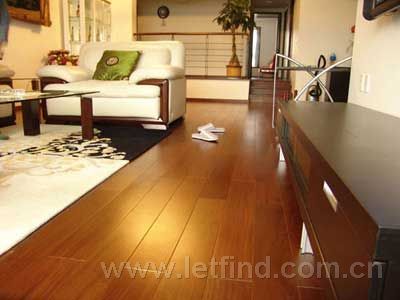 <a href=http://www.zhuangxiuzhishi.com/diban/ target=_blank class=infotextkey>地板</a>