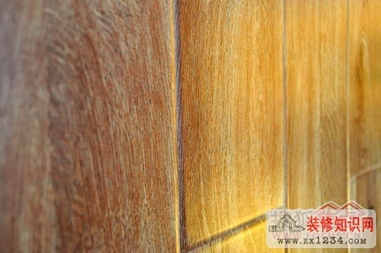 <a href=http://www.zhuangxiuzhishi.com/diban/ target=_blank class=infotextkey>地板</a>细节 纹理优雅
